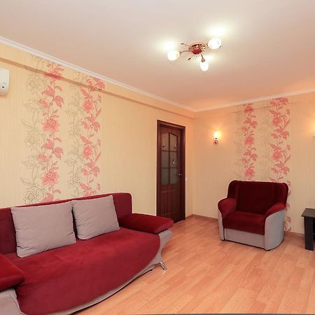 Apartment On Obolonskiy Prospect 12 Київ Екстер'єр фото