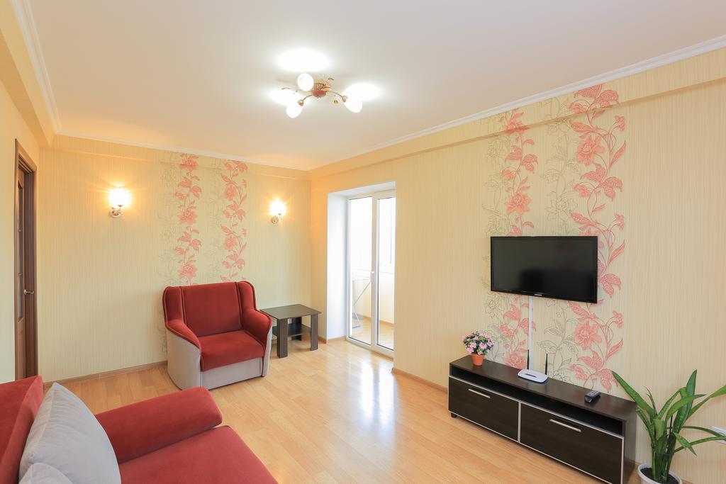 Apartment On Obolonskiy Prospect 12 Київ Екстер'єр фото