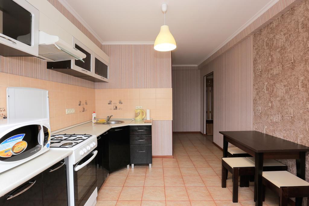 Apartment On Obolonskiy Prospect 12 Київ Екстер'єр фото